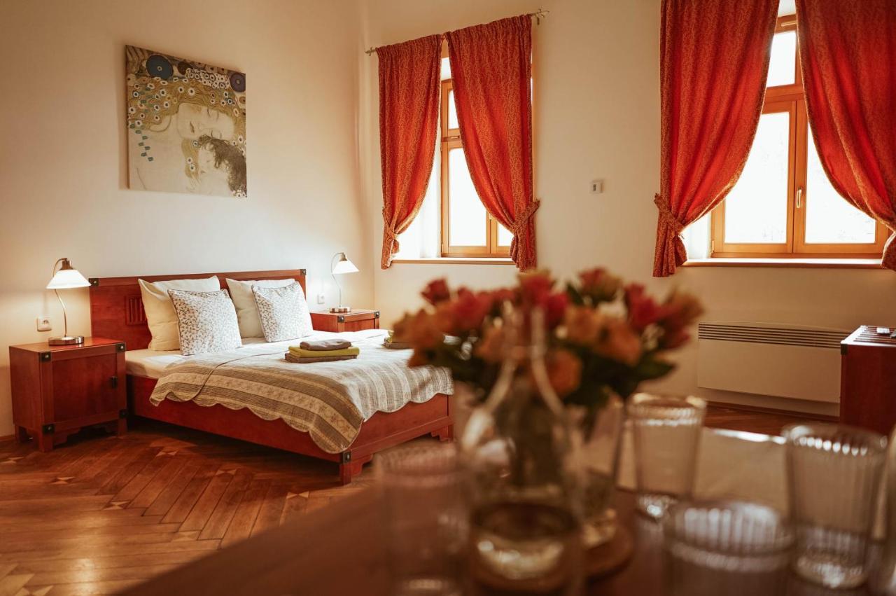 Hotel Stein Elbogen Loket Ngoại thất bức ảnh